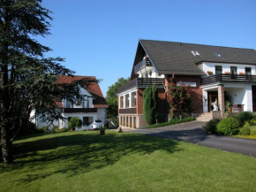  Hotel Landhaus Lahmann  Бад Айлзен